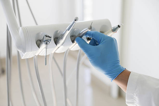 Professional Emergency Dentist technician working in East Bangor, PA